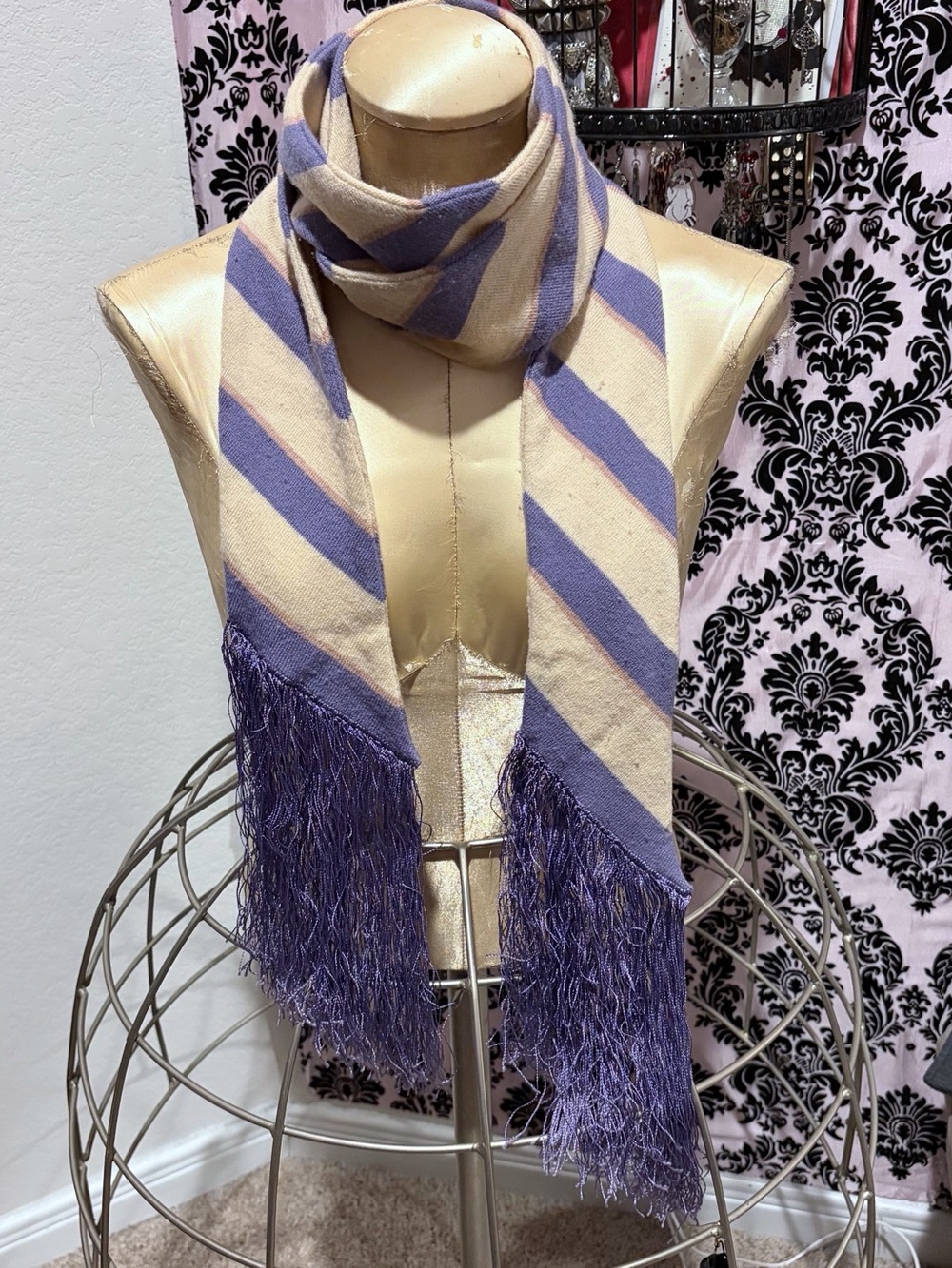 Vintage Marc Jacob’s - lavender and cream striped scarf